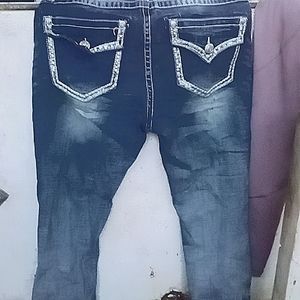 Grace knee  jeans size 29 in women they are the faded color they feel good